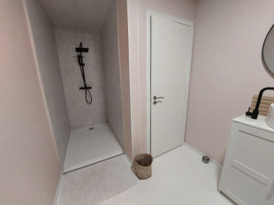 WhatsApp Image 2025-12-15 at 15.47.e19