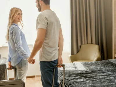hotel-room-airbnb-host-ss-FEATURED
